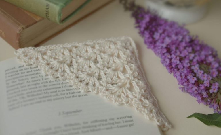 Great Stash Busting Patterns Round Up - Carroway Crochet